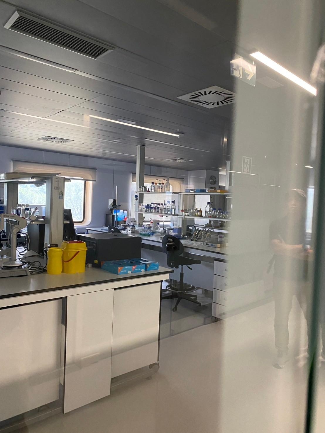 Interior view of the laboratory at the School of Biomedical Engineering, UIC Barcelona, Spain.